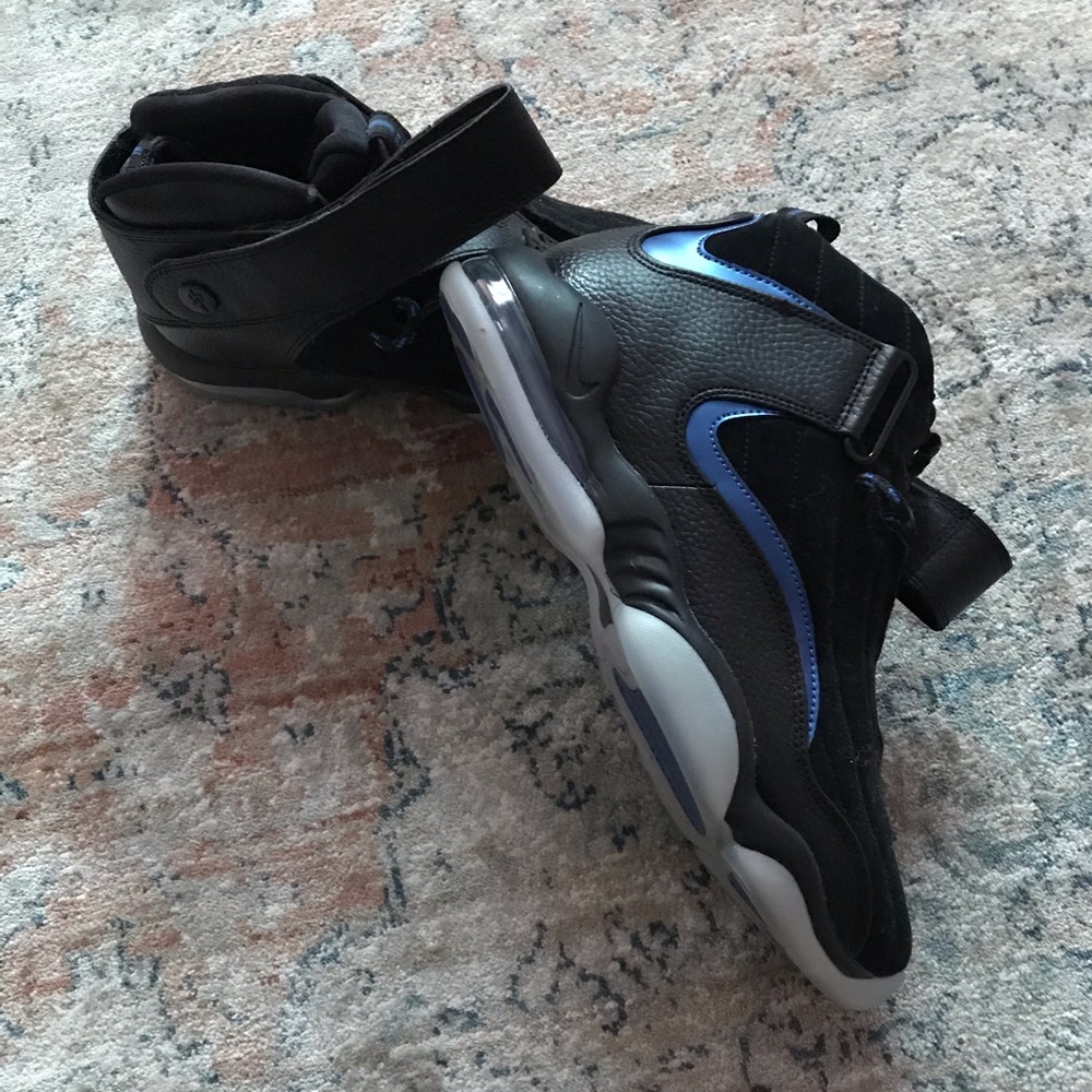 Men’s Nikes